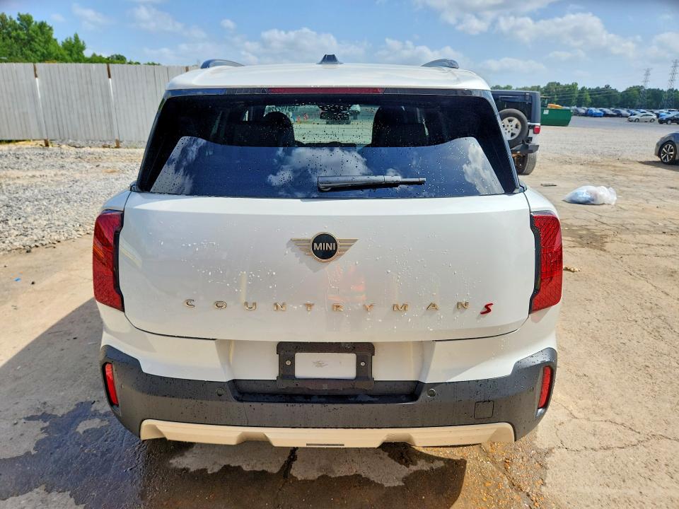 2025 Mini Countryman VIN WMZ23GA01S7S66659 COPART salvage auction — WATER/FLOOD, Tn - Salvage Cert-Water Damage, sold $16,700 on 2026-07-28 (photo 6)