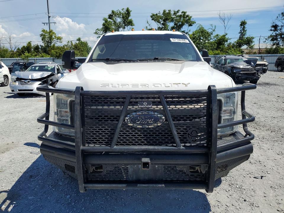 2018 Ford F-350 super duty VIN 1FT8W3BT5JEC94378 COPART salvage auction — MINOR DENT/SCRATCHES, OK - CERTIFICATE OF TITLE, sold $7,100 on 2026-07-17 (photo 5)