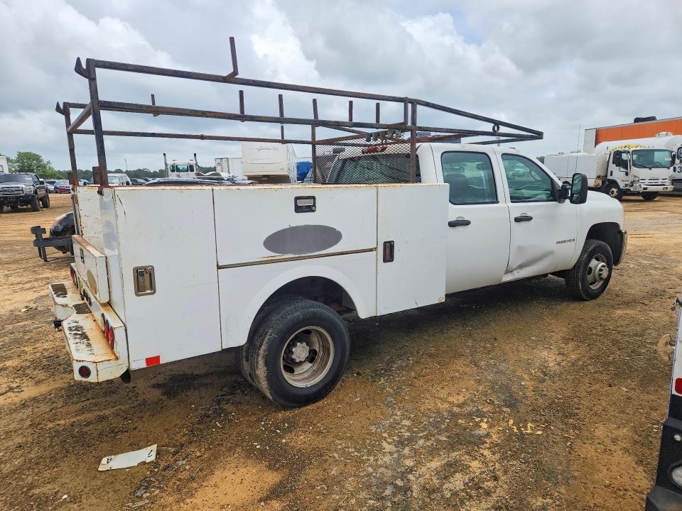 2007 Chevrolet Silverado 3500 VIN 1GBJC33687F553665 COPART salvage auction — NORMAL WEAR, FL - CERTIFICATE OF TITLE, sold $3,000 on 2026-07-08 (photo 3)