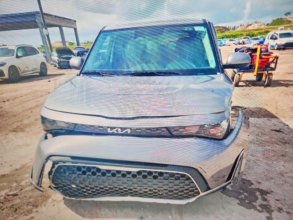 2025 Kia Soul VIN KNDJ23AU3S7936223 COPART salvage auction — FRONT END, Fl - Certificate Of Title, sold $4,850 on 2026-07-06 (photo 5)