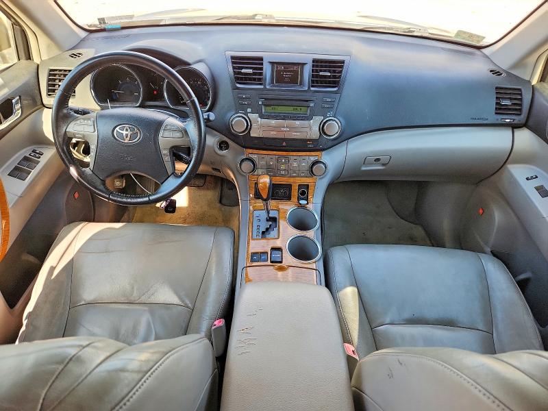 2008 Toyota Highlander hybrid VIN JTEEW44A982020189 COPART salvage auction — MINOR DENT/SCRATCHES, AL - CERTIFICATE OF TITLE, sold $125 on 2026-07-29 (photo 8)