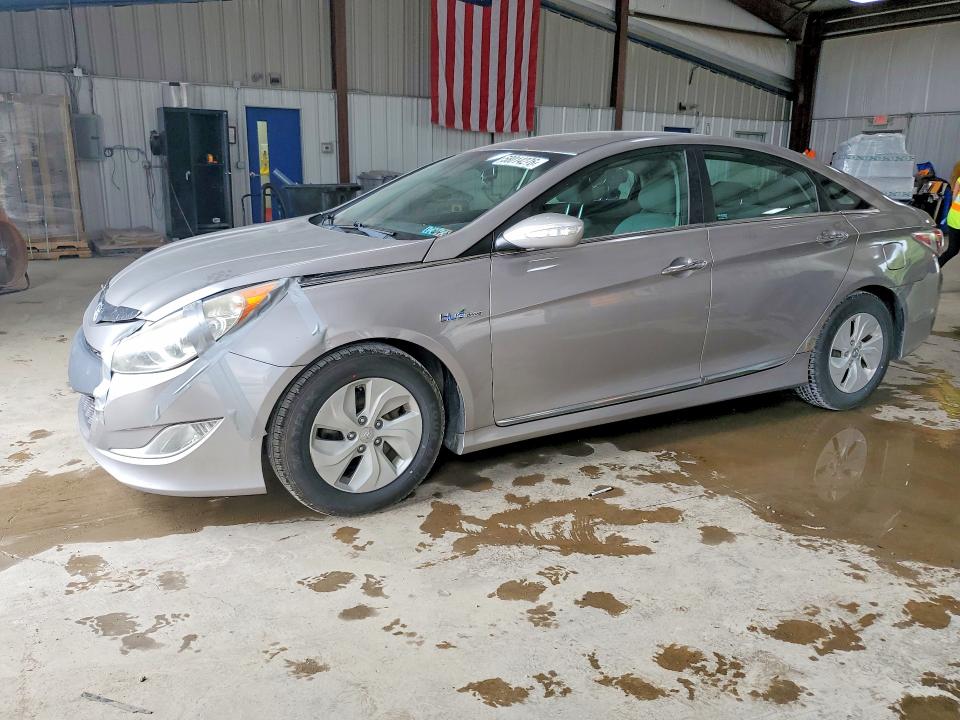 2013 Hyundai VIN KMHEC4A46DA078994 COPART salvage auction — FRONT END, Pa - Certificate Of Salvage, sold $425 on 2026-07-22 (photo 1)