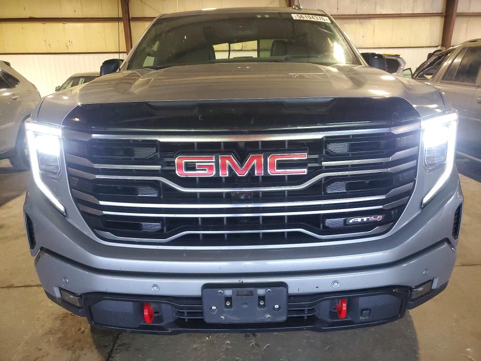 2025 Gmc SIERRA VIN 1GTUUEE81SZ283413 COPART salvage auction — REAR END, IA - CERT OF TITLE-SALVAGE TITLE, sold $18,100 on 2026-08-19 (photo 5)