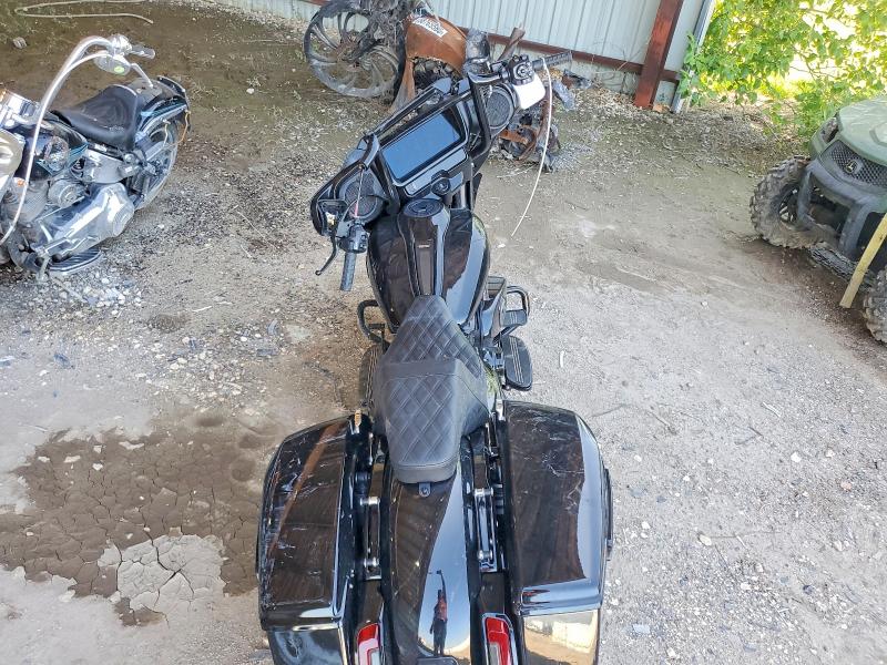 2025 Harley-davidson Fl VIN 1HD1KB71XSB645334 COPART salvage auction — SIDE, TX - SALVAGE VEHICLE TITLE, sold $10,900 on 2026-07-25 (photo 6)