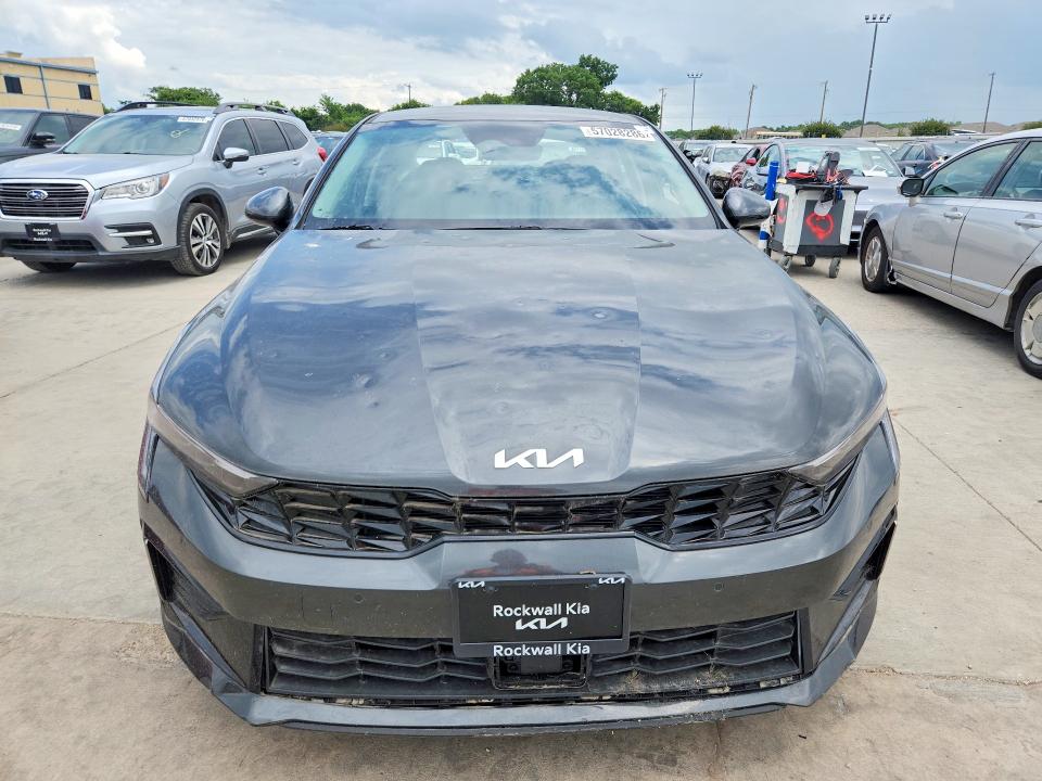 2026 Kia K5 VIN KNAG24J75T5410888 COPART salvage auction — WATER/FLOOD, TX - SALVAGE TITLE-FLOOD DAMAGE, sold $2,000 on 2026-07-30 (photo 5)