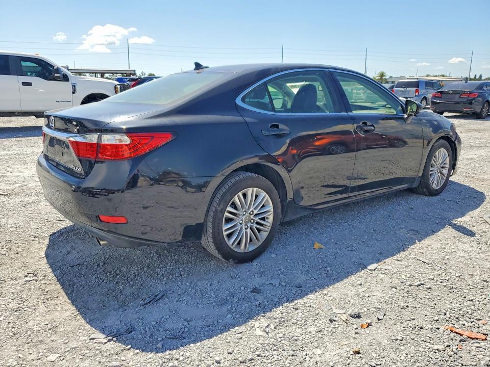 2013 Lexus VIN JTHBK1GG7D2055744 COPART salvage auction — FRONT END, Wv - Certificate Of Title, sold $4,600 on 2026-07-10 (photo 3)