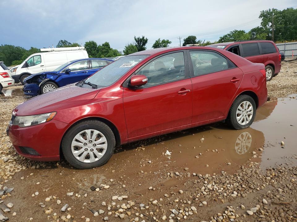2010 Kia Forte VIN KNAFU4A22A5307399 COPART salvage auction — FRONT END, IL - SALVAGE CERTIFICATE, sold $550 on 2026-07-31 (photo 1)