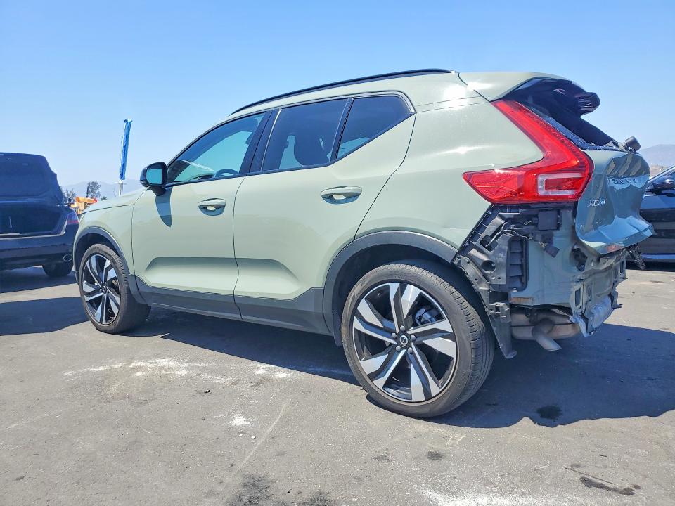 2024 Volvo VIN YV4L12UL2R2352392 COPART salvage auction — REAR END, Ca - Salvage Certificate, sold $13,900 on 2026-07-20 (photo 2)