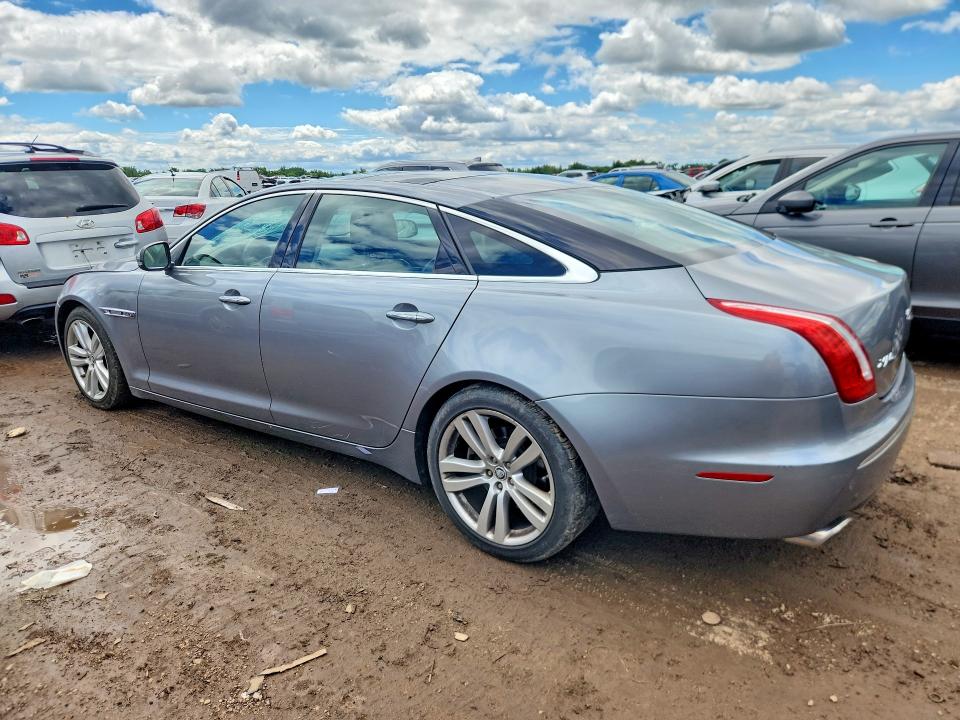 2012 Jaguar Xj VIN SAJWA2GB7CLV22350 COPART salvage auction — ROOF, Salvage Title, sold $250 on 2026-07-21 (photo 2)