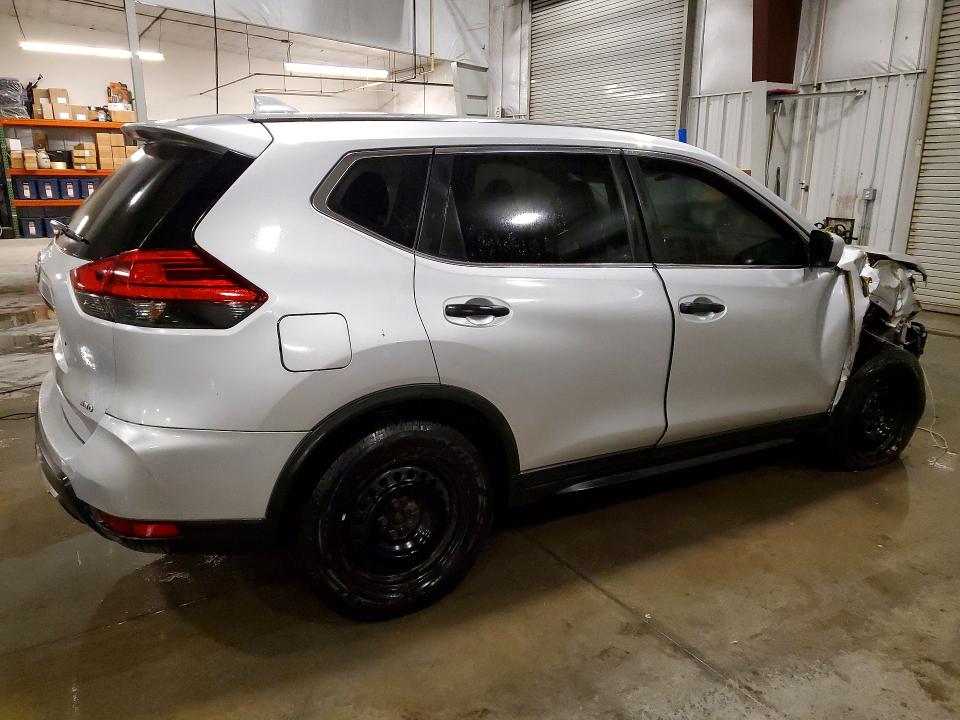 2017 Nissan Rogue VIN KNMAT2MV4HP582491 COPART salvage auction — FRONT END, Mt - Certificate Of Title, sold $850 on 2026-07-14 (photo 3)