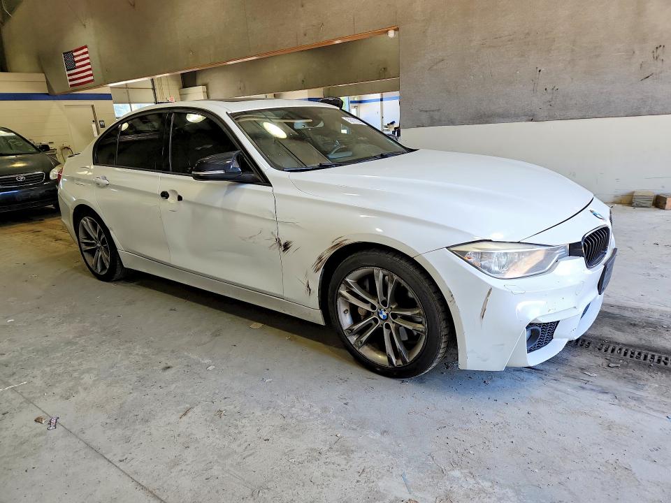 2013 BMW 3er VIN WBA3A9G53DNP37618 COPART salvage auction — SIDE, Va - Cert Of Title - Salvage, sold $1,950 on 2026-07-10 (photo 4)