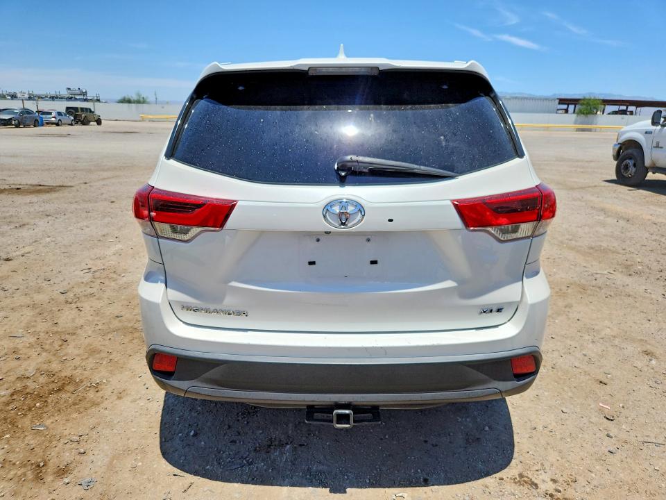 2018 Toyota Highlander VIN 5TDKZRFH3JS544474 COPART salvage auction — FRONT END, Az - Cert Of Title - Salvage, sold $5,200 on 2026-07-06 (photo 6)