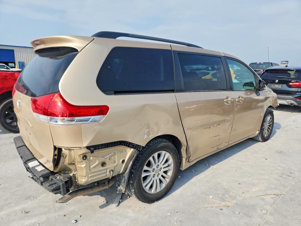 2012 Toyota VIN 5TDYK3DC6CS238892 COPART salvage auction — FRONT END, TX - SALVAGE VEHICLE TITLE, sold $1,850 on 2026-07-24 (photo 3)