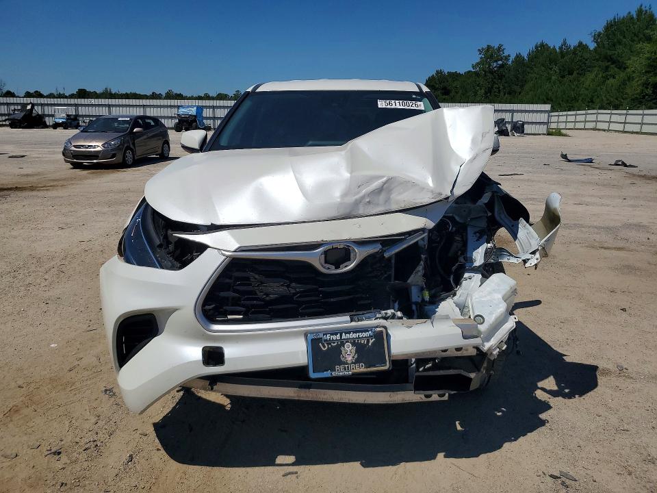 2021 Toyota VIN 5TDCZRAH4MS077520 COPART salvage auction — FRONT END, Sc - Cert Of Title-Salvage, sold $200 on 2026-07-27 (photo 5)