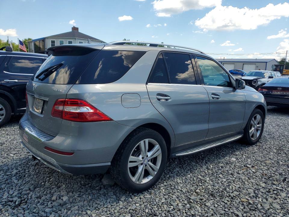 2013 Mercedes-benz VIN 4JGDA5HB1DA154522 COPART salvage auction — NORMAL WEAR, Ma - Certificate Of Title, sold $675 on 2026-07-09 (photo 3)