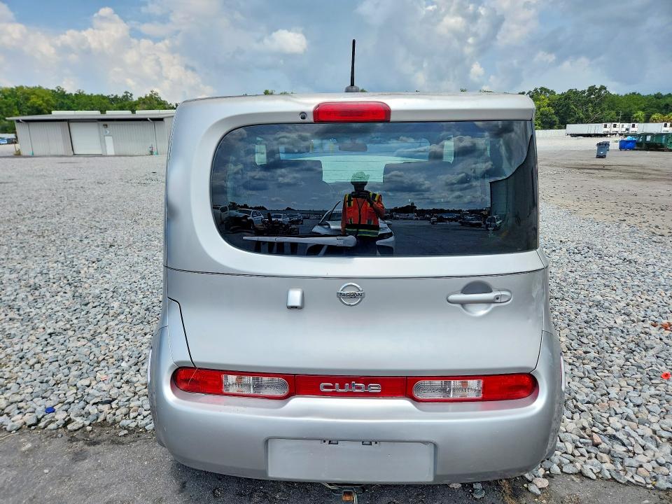 2010 Nissan Cube VIN JN8AZ2KR5AT165614 COPART salvage auction — MINOR DENT/SCRATCHES, Fl - Certificate Of Title, sold $350 on 2026-07-08 (photo 6)