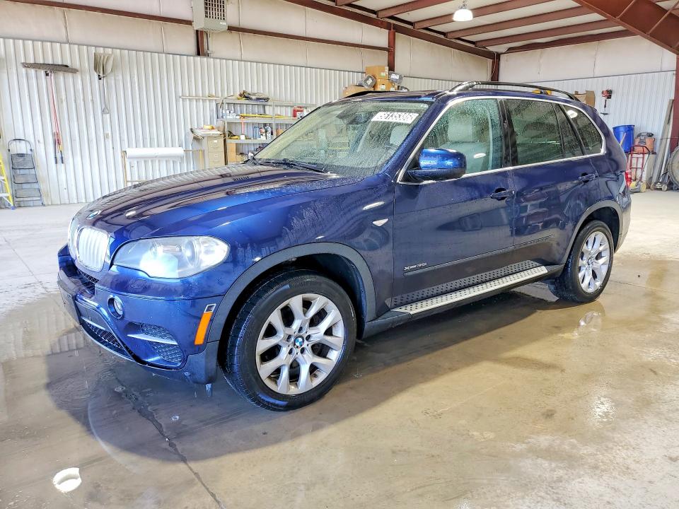 2013 BMW X5 VIN 5UXZV4C56D0B14700 COPART salvage auction — MINOR DENT/SCRATCHES, Wv - Certificate Of Title, sold $500 on 2026-07-21 (photo 1)