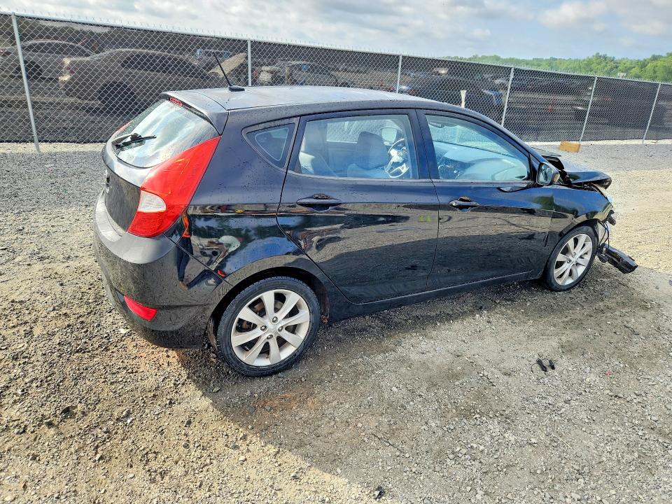 2012 Hyundai Accent VIN KMHCT5AE2CU040410 COPART salvage auction — FRONT END, Sc - Non-Reb & Rem Salvage Title, sold $500 on 2026-07-27 (photo 3)