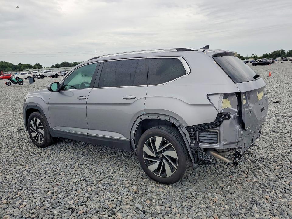 2025 Volkswagen Atlas VIN 1V2BR2CA0SC501758 COPART salvage auction — REAR END, Fl - Certificate Of Destruction, sold $19,400 on 2026-07-10 (photo 2)