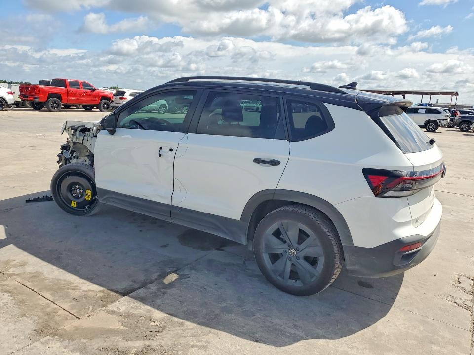 2025 Volkswagen Taos VIN 3VV3C7B25SM050406 COPART salvage auction — WATER/FLOOD, Tx - Salvage Vehicle Title, sold $9,000 on 2026-08-24 (photo 2)
