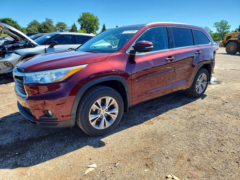 2015 Toyota VIN 5TDJKRFH9FS152753 COPART salvage auction — REAR END, Il - Salvage Certificate, sold $2,250 on 2026-07-21 (photo 1)