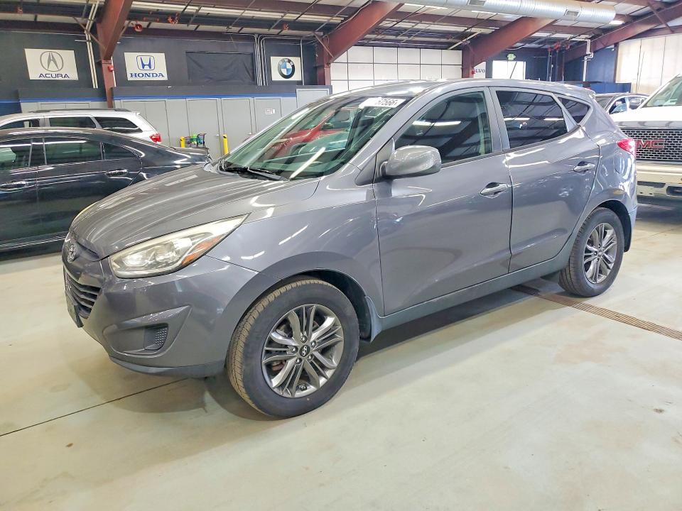 2014 Hyundai Tucson VIN KM8JTCAF7EU882795 COPART salvage auction — MINOR DENT/SCRATCHES, Ri - Certificate Of Title, sold $2,600 on 2026-07-02 (photo 1)