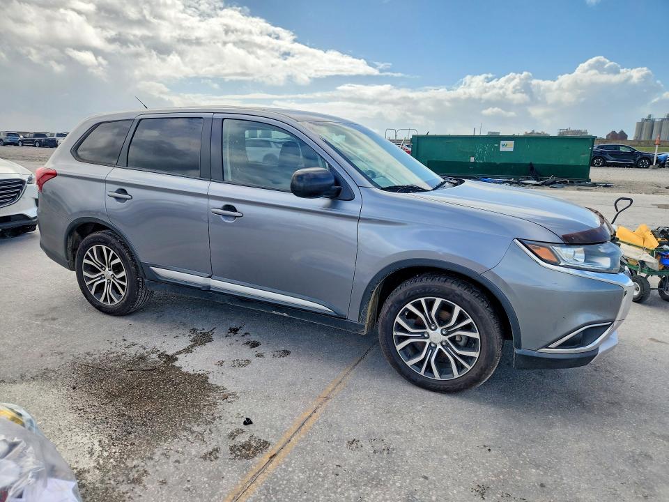 2016 Mitsubishi Outlander VIN JA4AD2A30GZ039569 COPART salvage auction — MINOR DENT/SCRATCHES, Ms - Certificate Of Title, sold $1,700 on 2026-07-22 (photo 4)