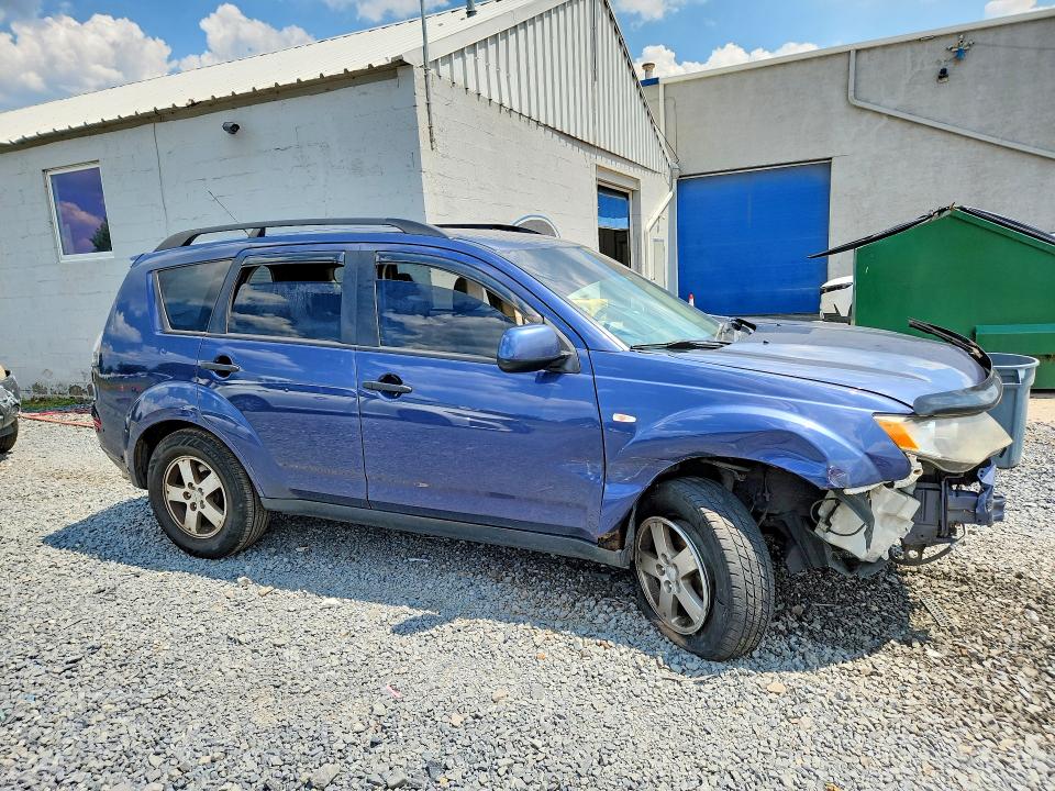 2007 Mitsubishi Outlander VIN JA4MT31X57U014799 COPART salvage auction — FRONT END, NJ - CERT OF TITLE-SALVAGE, sold $350 on 2026-07-24 (photo 4)