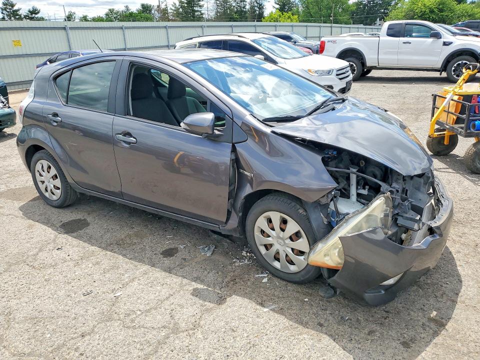 2013 Toyota Prius c VIN JTDKDTB35D1043092 COPART salvage auction — FRONT END, Pa - Certificate Of Salvage, sold $425 on 2026-07-07 (photo 4)