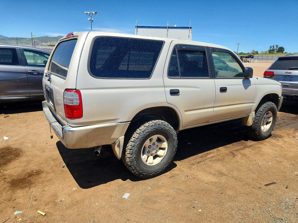 1998 Toyota 4runner VIN JT3GM84R2W0033492 COPART salvage auction — NORMAL WEAR, Sd - Dis/Dlr/Exp Only Salvage Title, sold $625 on 2026-07-06 (photo 3)