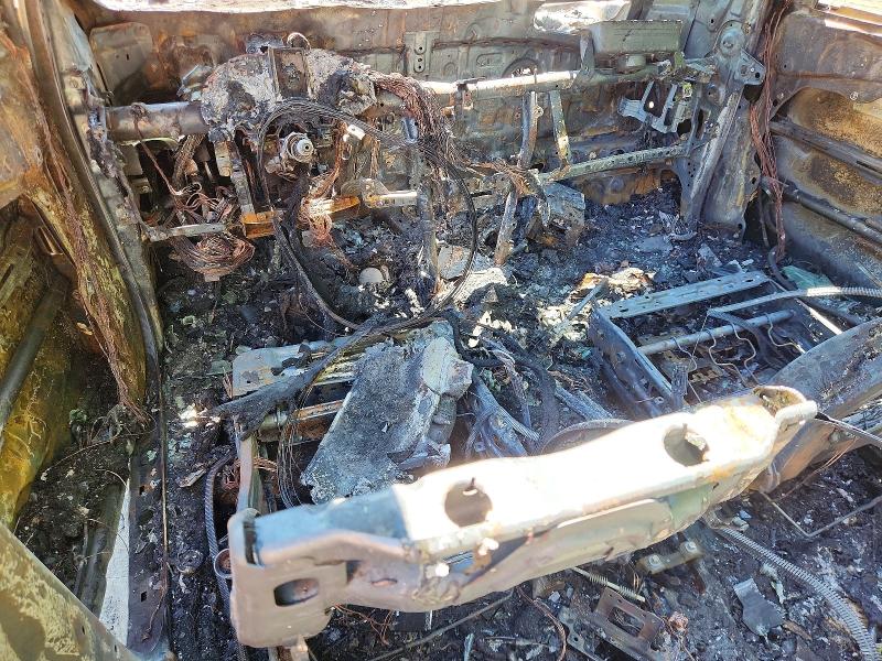 2013 Hyundai Santa fe VIN 5XYZUDLB2DG058949 COPART salvage auction — BURN, Vt - Cert Of Title-Salvage Vehicle, sold $175 on 2026-07-13 (photo 8)