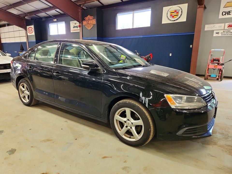 2012 Volkswagen Jetta VIN 3VWDP7AJ9CM423946 COPART salvage auction — SIDE, CT - CERT OF TITLE-SALVAGE, sold $475 on 2026-07-02 (photo 4)