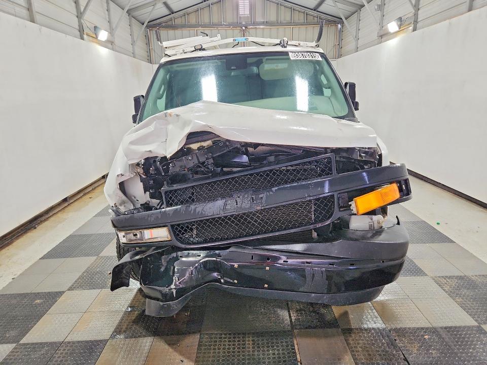 2019 Chevrolet Express 2500 VIN 1GCWGAFP4K1352883 COPART salvage auction — FRONT END, Nc - Dlr Only-Clean/Over 25% Damage, sold $225 on 2026-07-09 (photo 5)