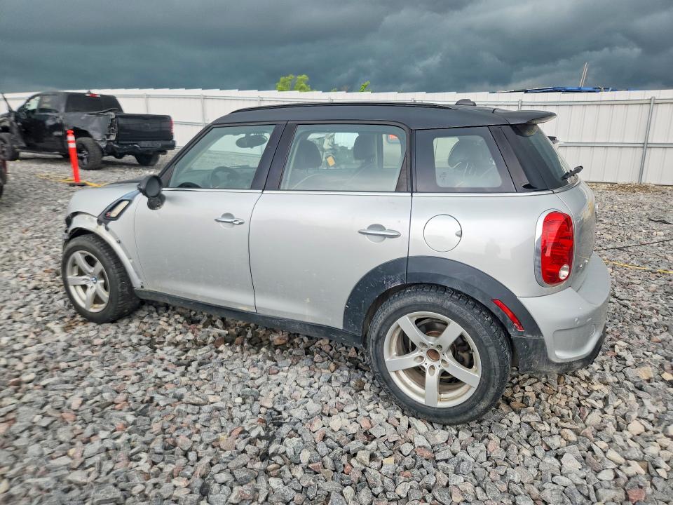 2016 Mini Cooper VIN WMWZC3C52GWT08055 COPART salvage auction — FRONT END, MI - CERTIFICATE OF TITLE, sold $1,550 on 2026-08-10 (photo 2)