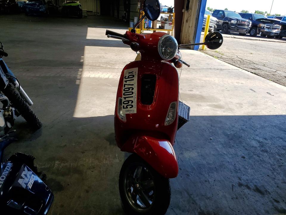 2006 Vespa Lx VIN ZAPM448F665002254 COPART salvage auction — SIDE, Co - Public - Salvage Title, sold $325 on 2026-07-09 (photo 2)