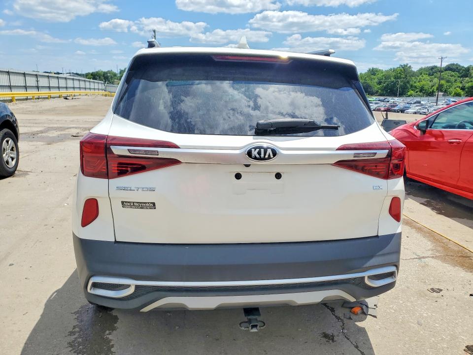 2021 Kia Seltos VIN KNDERCAAXM7139215 COPART salvage auction — SIDE, Ky - Cert Of Title-Salvage, sold $5,700 on 2026-07-08 (photo 6)