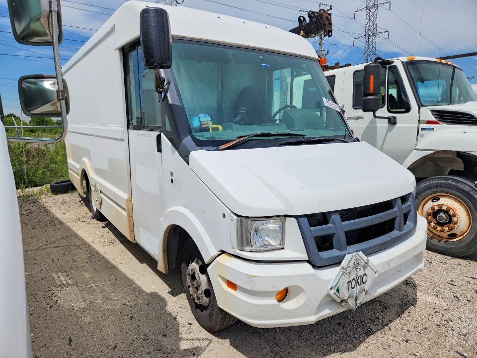 2014 Isuzu Npr VIN JALB4T171E7W00050 COPART salvage auction — REAR END, IL - CERTIFICATE OF TITLE, sold $150 on 2026-07-23 (photo 4)