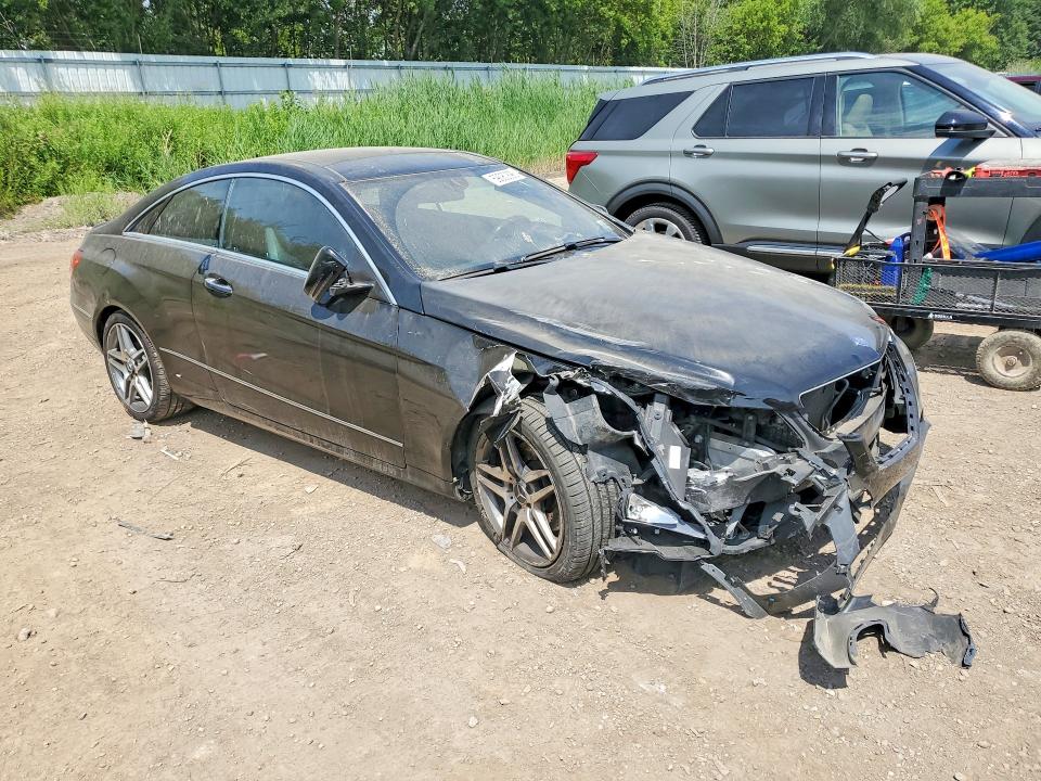 2014 Mercedes-benz E-klasse VIN WDDKJ8JB4EF274817 COPART salvage auction — FRONT END, Mi - Certificate Of Title, sold $825 on 2026-08-19 (photo 4)