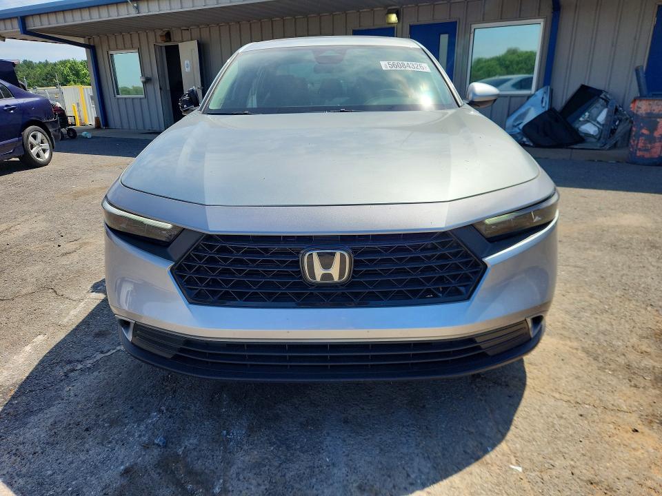 2024 Honda Accord VIN 1HGCY1F31RA087137 COPART salvage auction — SIDE, Tn - Salvage Certificate, sold $9,200 on 2026-07-30 (photo 5)