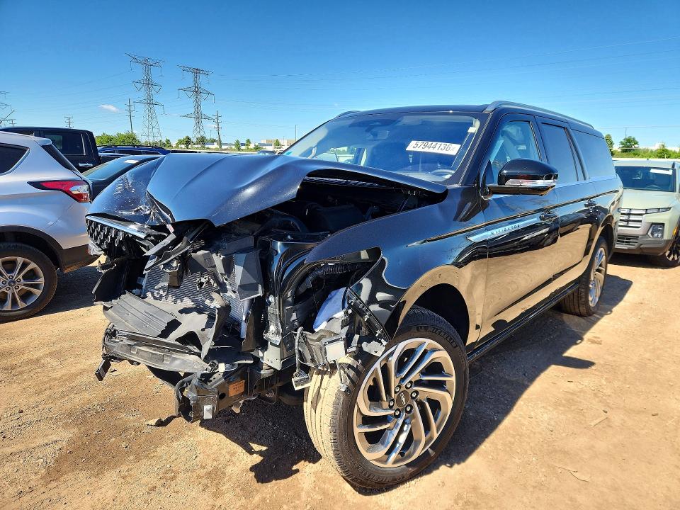 2025 Lincoln Navigator VIN 5LMJJ3LG5SEL13958 — COPART salvage auction photo