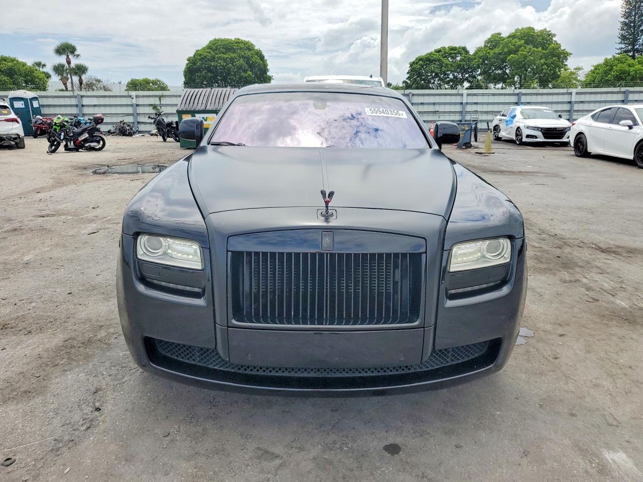 2010 Rolls-Royce Ghost VIN SCA664S55AUX48611 COPART salvage auction — Damage History, FL - CERT OF TITLE-REBUILT, sold $21,300 on 2026-07-07 (photo 5)