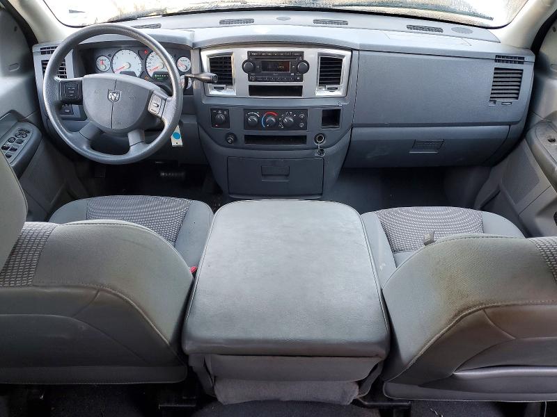 2007 Dodge Ram 1500 VIN 1D7HU18247S227215 COPART salvage auction — MINOR DENT/SCRATCHES, MA - CERTIFICATE OF TITLE, sold $1,300 on 2026-07-30 (photo 8)