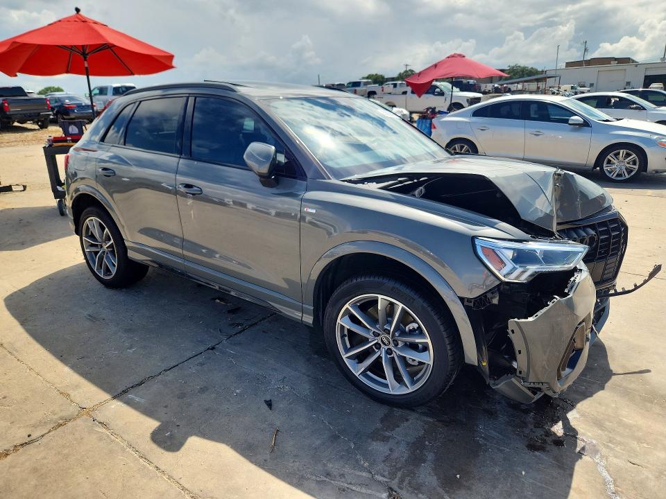 2024 Audi Q3 VIN WA1DECF33R1046302 COPART salvage auction — FRONT END, Tx - Salvage Vehicle Title, sold $8,200 on 2026-07-09 (photo 4)