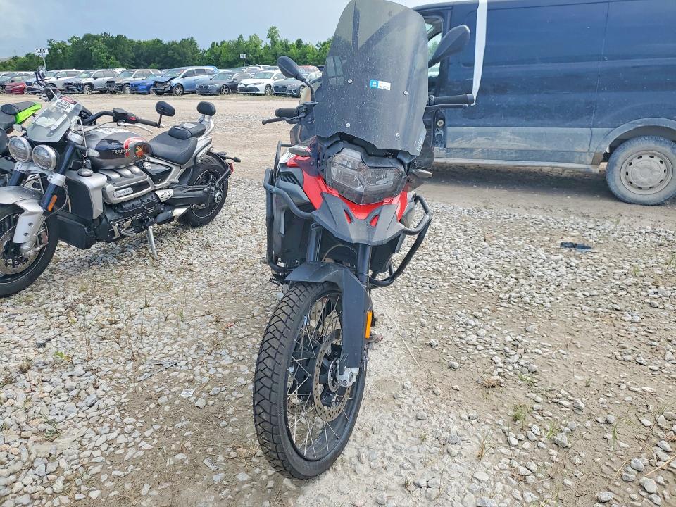 2019 BMW F 850 VIN WB10B1907KZ790248 COPART salvage auction — ALL OVER, TX - SALVAGE VEHICLE TITLE (P), sold $2,050 on 2026-07-16 (photo 2)