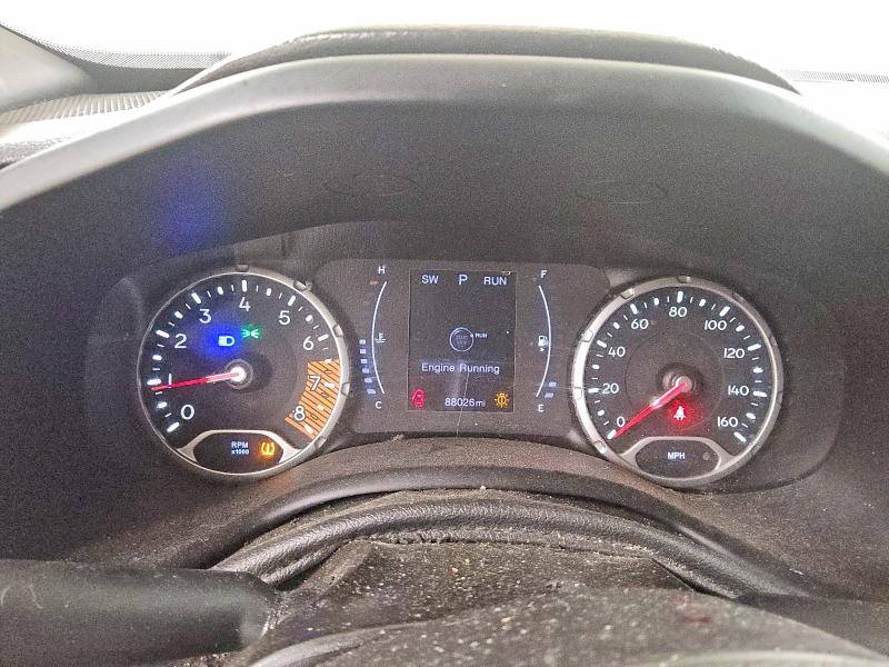 2020 Jeep Renegade VIN ZACNJABB7LPL62300 COPART salvage auction — MECHANICAL, Tx - Certificate Of Title, sold $5,800 on 2026-07-09 (photo 9)