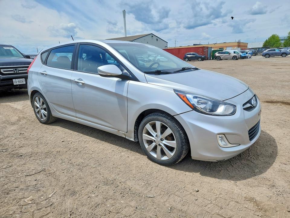 2014 Hyundai Accent VIN KMHCU5AE0EU152347 COPART salvage auction — MINOR DENT/SCRATCHES, On - Permit No Brand - Unfit, sold $900 on 2026-07-15 (photo 4)