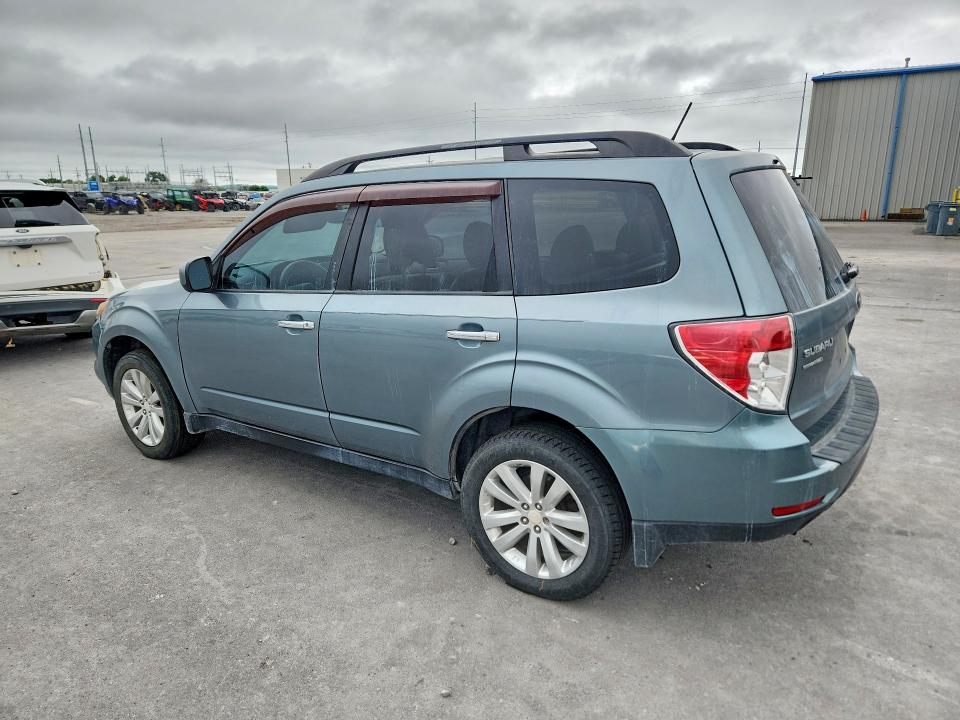 2011 Subaru Forester VIN JF2SHBCC7BH734238 COPART salvage auction — REAR END, Ok - Cert Of Title-Rebuilt, sold $450 on 2026-07-06 (photo 2)