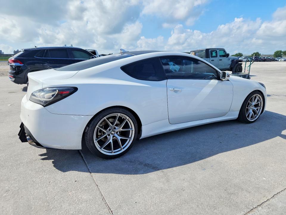 2013 Hyundai Genesis VIN KMHHU6KJ5DU084746 COPART salvage auction — REAR END, LA - CERT OF TITLE-SALVAGE, sold $525 on 2026-07-29 (photo 3)