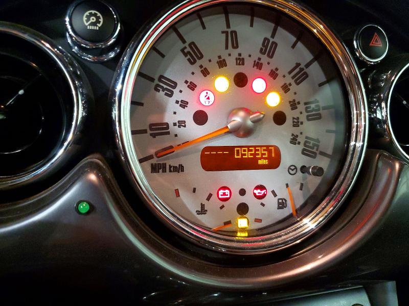 2008 Mini Cooper VIN WMWRH33538TU81135 COPART salvage auction — MECHANICAL, Pa - Certificate Of Salvage, sold $1,050 on 2026-07-14 (photo 9)