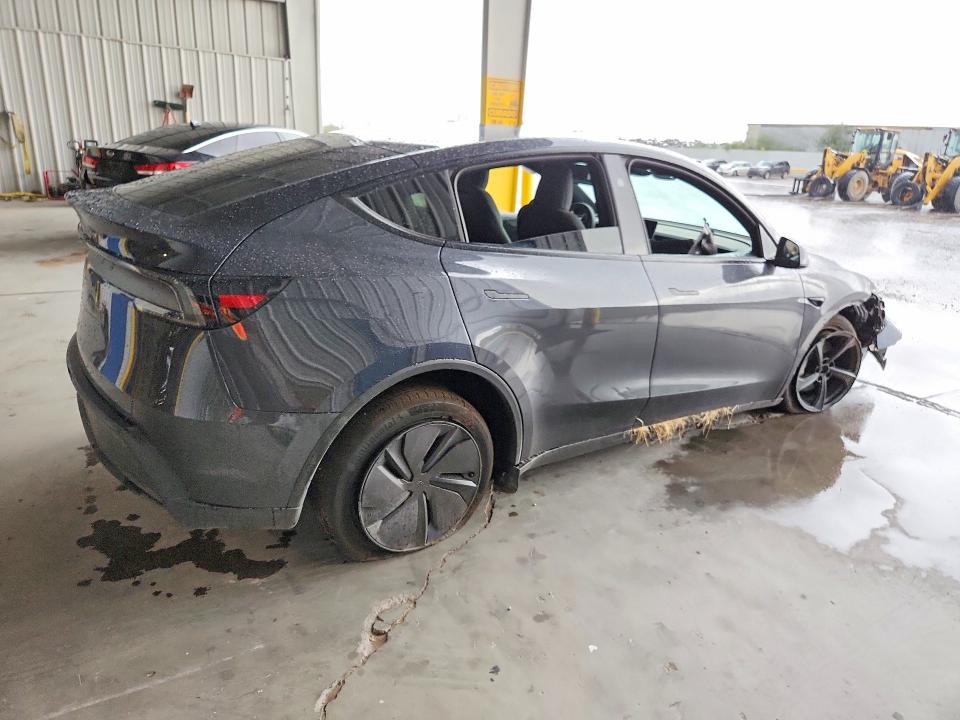 2026 Tesla Model y VIN 7SAYGDED2TF643475 COPART salvage auction — FRONT END, Az - Cert Of Title - Salvage, sold $7,100 on 2026-07-24 (photo 3)